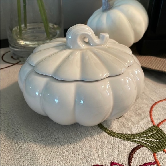 EMPTY BATH & BODY WORKS HOME Ceramic Pumpkin Candle Holder - Picture 6 of 12